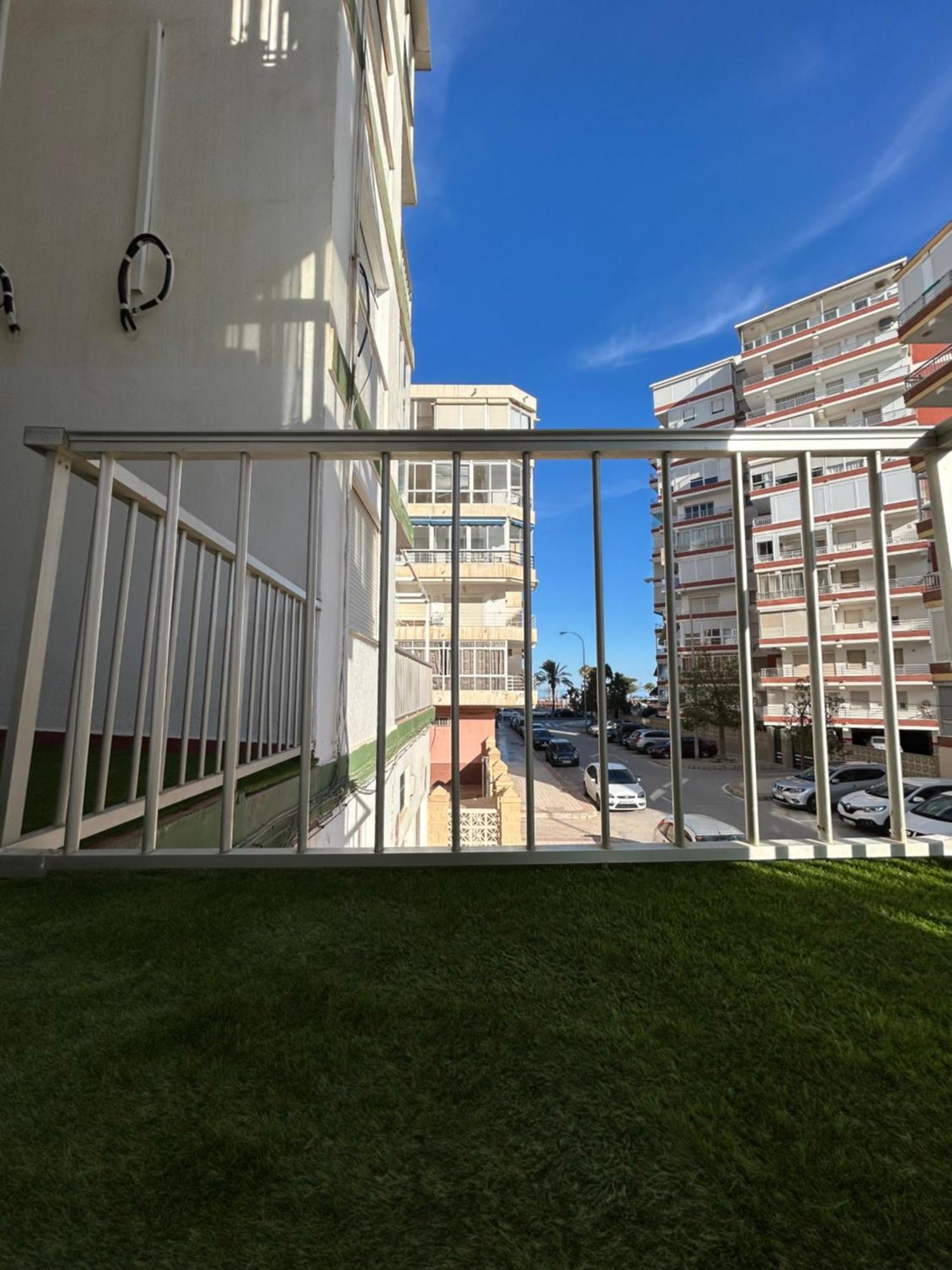 Blue Apartament Торре-дель-Мар Экстерьер фото